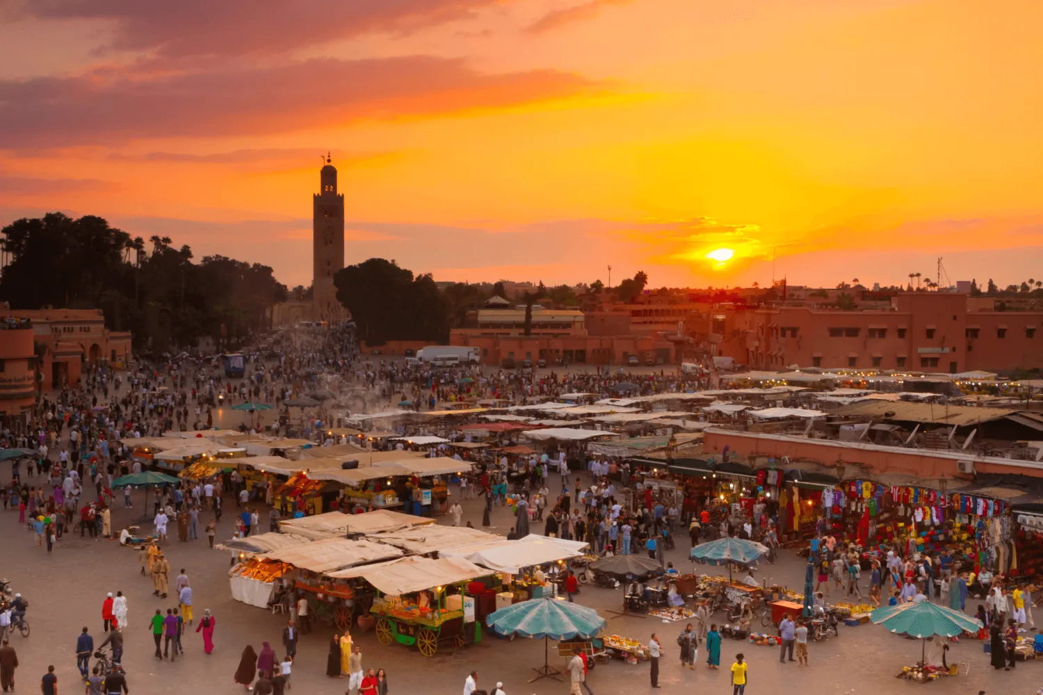 Djemaa el-Fna square in Marrakech at sunset